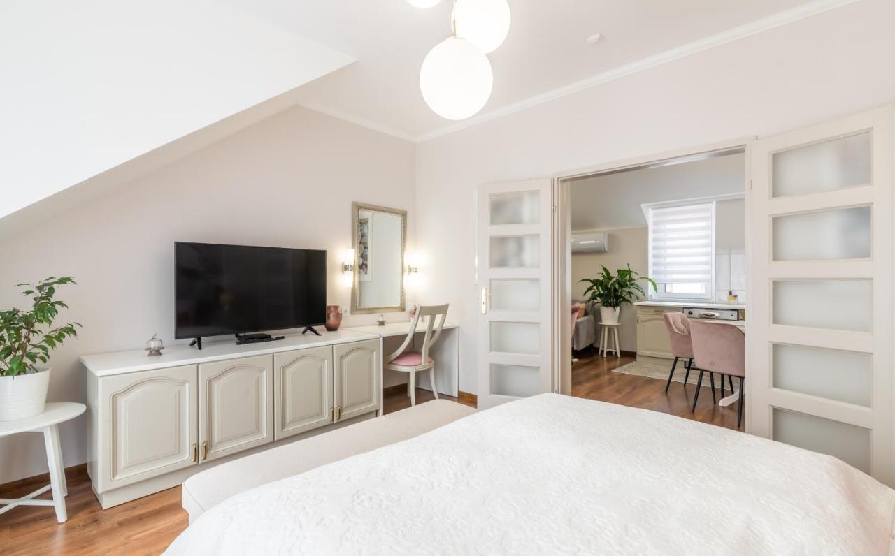 Monarchia Apartman Pearl Mosonmagyaróvár 외부 사진